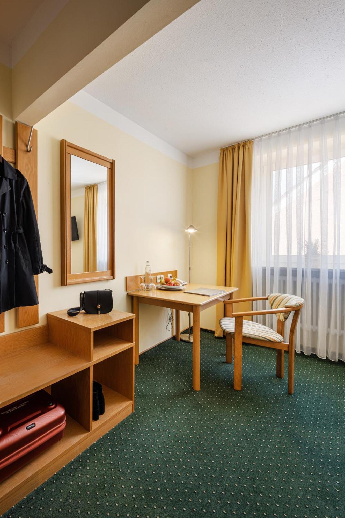 באד אבאך Hotel Zur Post חדר תמונה